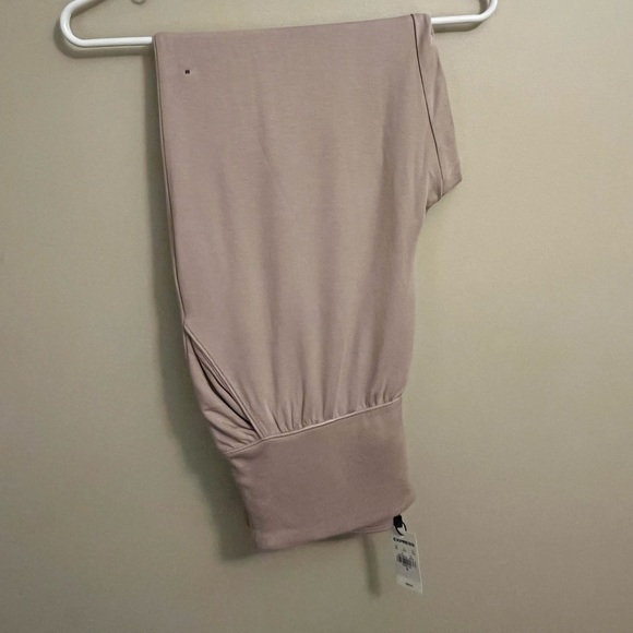 NWT EXPRESS HIGH WAISTED JOGGER, size medium - Picture 4 of 4